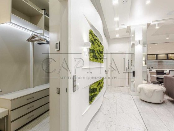 + 2 EcoFlow / Оренда 3-к квартира в серці Києва 116м2 / БЕССАРАБКА / ТЕРАСА / БАНЯ / Гардеробна