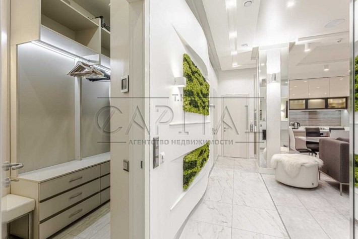 + 2 EcoFlow / Оренда 3-к квартира в серці Києва 116м2 / БЕССАРАБКА / ТЕРАСА / БАНЯ / Гардеробна - фото 1