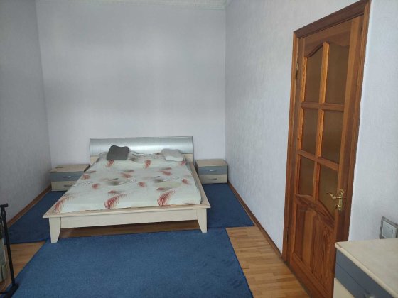 Оренда 2 к квартири на пл. УкраЇнських Героїв ,