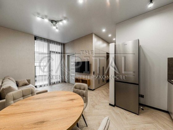 Живіть у майбутньому вже сьогодні — дизайнерська квартира в UNIT.Home Киев