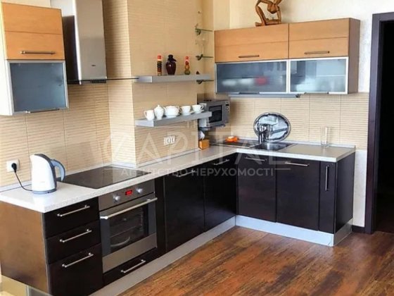 Оренда  квартири, вул. Кудрявський узвіз, Золоті Ворота