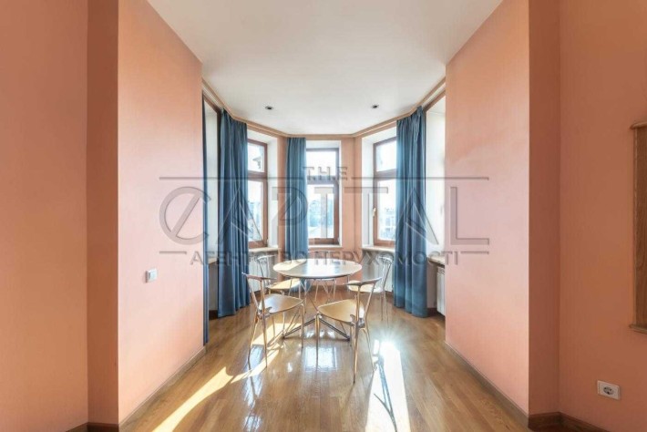 Оренда видової квартири по вул. Хрещатик 23 - фото 1