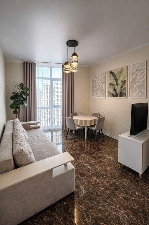 Код: 2668. Двуспальная квартира в Аркадии, Ж/К «Гагаринский». - фото 1