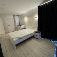 Продаж 2-к квартири вул. Мудрака Олега 1б Киев