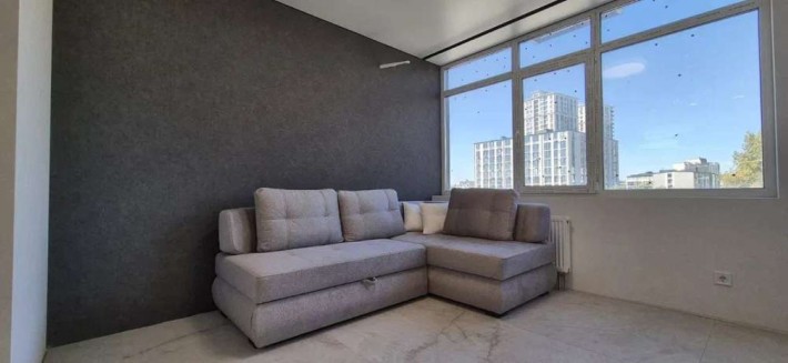 Продаж 2-к квартири вул. Братів Чибінєєвих 8б - фото 1