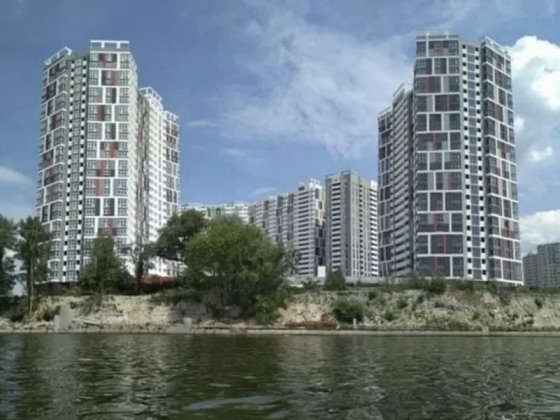 Продаж 1-к квартири вул. Микільсько-Слобідська 15 Київ