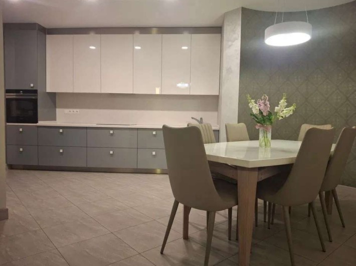 Продаж 2-к квартири вул. Вишгородська 45 - фото 1