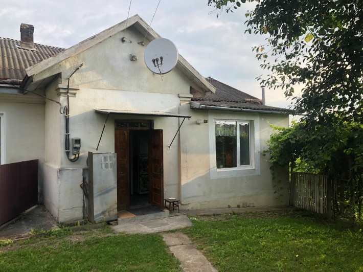 продається половина будинку. м.Бережани - фото 1