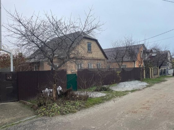 Продаж  будинка з ділянкою та газом!! центр м.Боярка Боярка