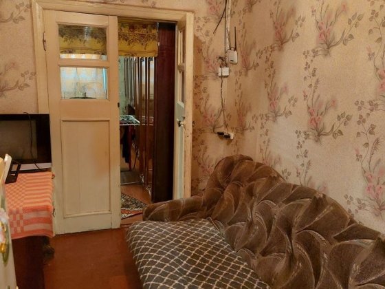 Продам полдома с А/О Старые Черёмушки недалеко от Вокзала Каменское