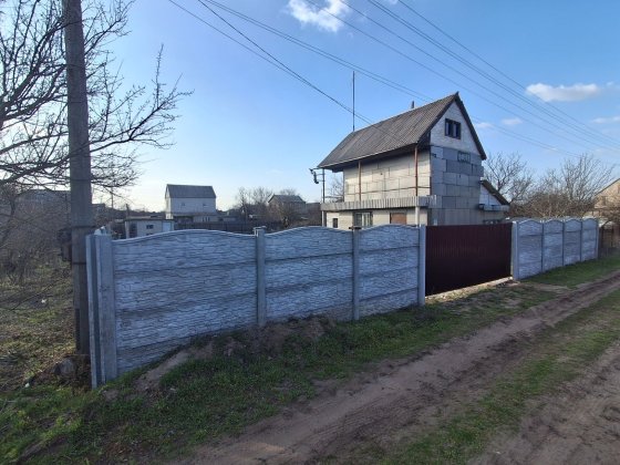 Без комиссии для покупателя.Продажа капитальной 2-х этажной Дачи.Рядом Кам'янське