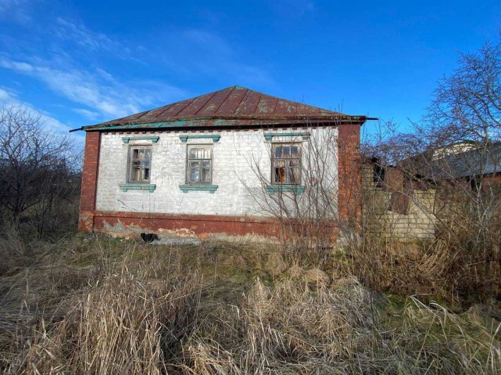 Будинок під реконструкцію або знесення в смт Високий - фото 1