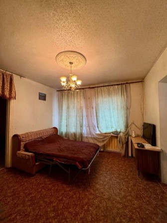 Дом в Карнауховке у реки с участком  15 соток, 2 гаража . - фото 1