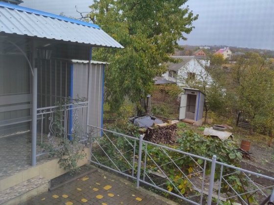Продам дом в ближнем пригороде Харькова 20 минут от метро  Х.Гора Высокий