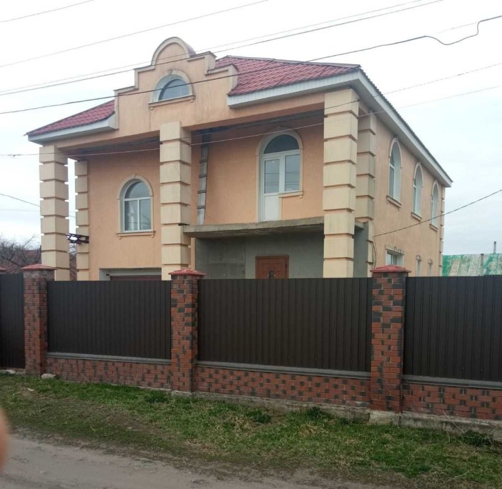 Продам будинок по вул. Червона Гірка м. Глухів - фото 1