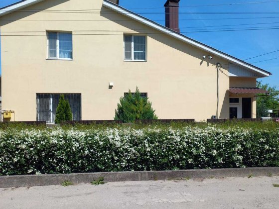 продам дом  утеплений 9 соток з мебелью частково вид забудовника Каменское