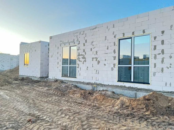 Доступний будинок у Гостомелі — 100 м² + власна територія 2,4 сотки - фото 1