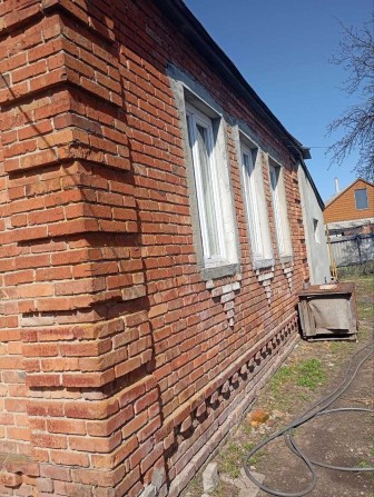 Продам капітальний, цегляний будинок в Дергачах на 2 входи - фото 1