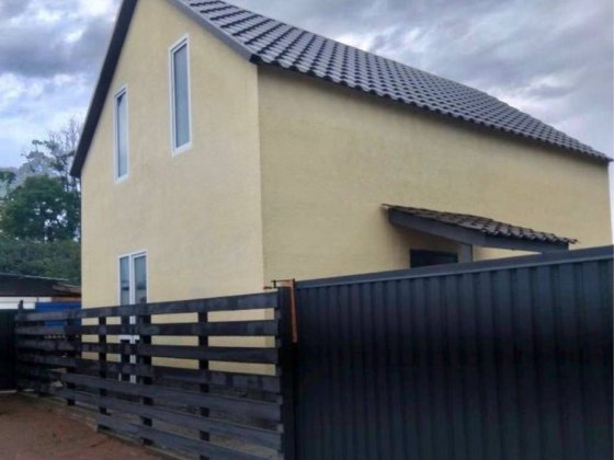 Просторий будинок 96 м² у Гостомелі з навісом під авто ! Гостомель