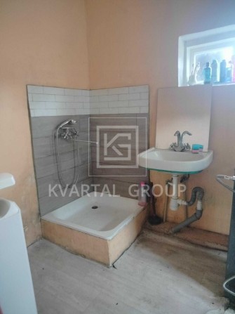 Продаж будинку з газовим опаленням + велика ділянка - фото 1