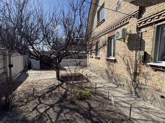 Продам будинок з ремонтом! 6 соток