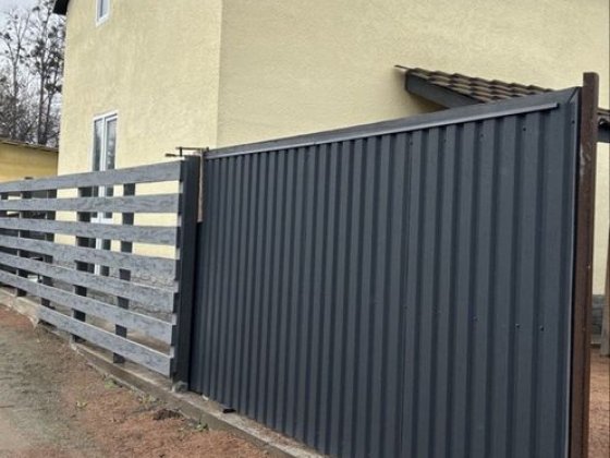 Будинок, центральна вулиця! Гостомель