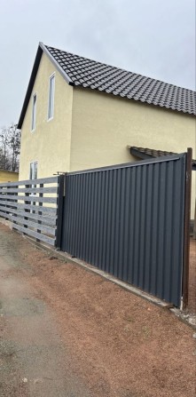 Будинок, центральна вулиця! - фото 1