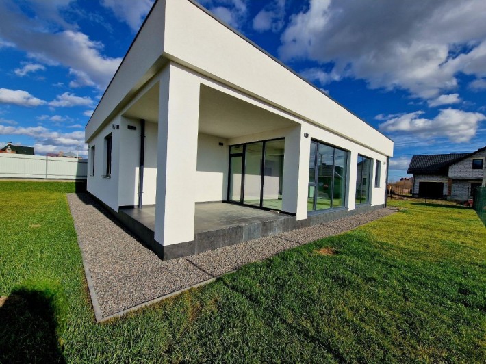 Продається якісний одноповерховий будинок сімейного типу - фото 1