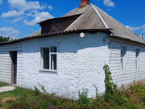 Продам дом в г.Змиев у соснового леса Змиев