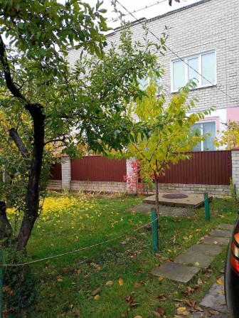 Продам двоповерховий будинок з усіма зручностями - фото 1