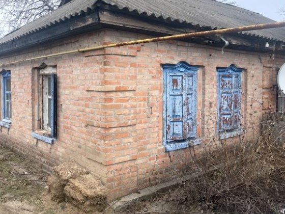 Пів будинку в центрі Знаменка