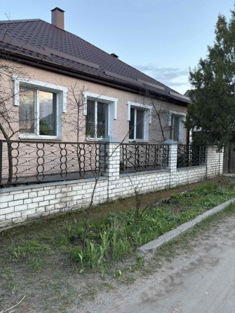 Продаж дома в Изюме - фото 1