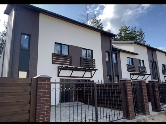 Таунзаус з ремонтом в КМ Lesnoe біля парку Щасливий Гостомель