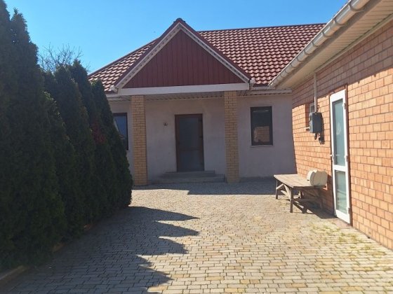 Продам шикарный 1 этажный дом 115м,цена 160т$ Чорноморськ