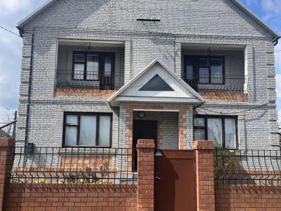 Продается кирпичный добротный дом Ізмаїл