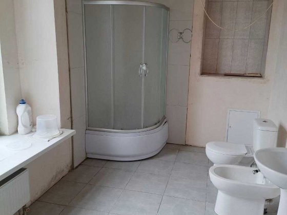 частина   будинку Казатин