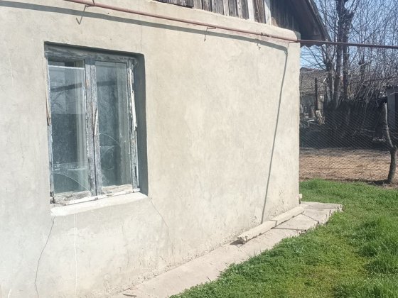 Два дома-17500у.е.Газ, центр, с.Броска Ізмаїл