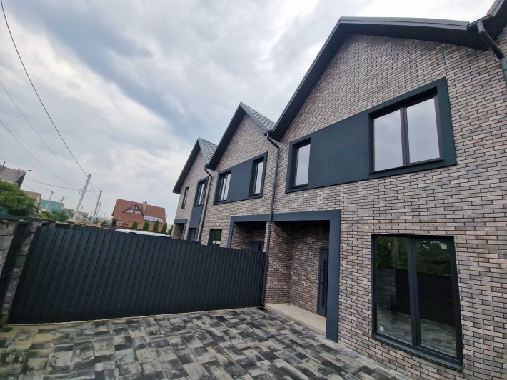 Таун під Єоселю кутовий 120м2 - фото 1