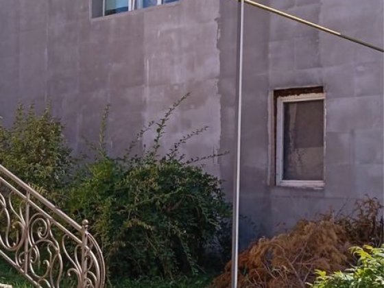 Продається будинок  на Мікрорайоні . Каменец-Подольский