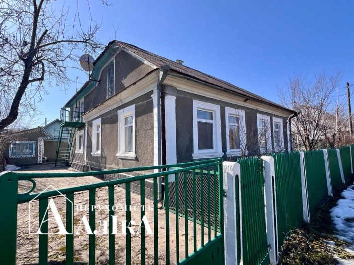 Продам будинок — ідеальний варіант для проживання двох сімей! - фото 1