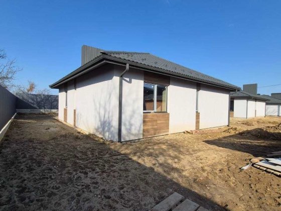 Якісний Будинок в Гостомелі, з ГАЗом, в Закритому КМ,ділянка 5,соток, Гостомель