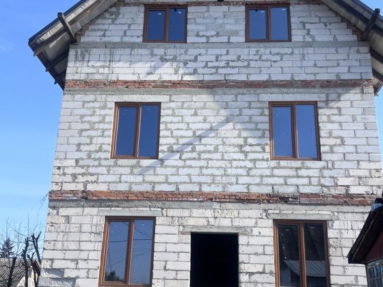 Продам будинок в центрі міста Киверцы