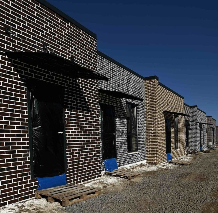 ЄОселя! ЄВідновлення! Таунхаус 56 м2 з ГАЗОМ! Ділянка 1.5 сотки! Газ! Найнижча ціна! Гостомель! Розт - фото 1