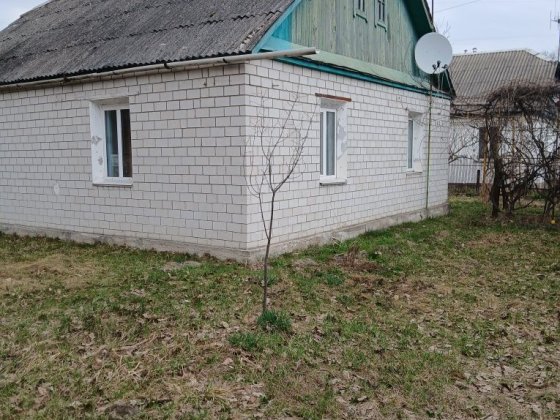 Продаж будинку в місті