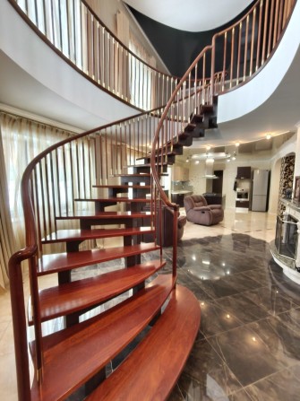 Пропонується до продажу сучасний Класнючий будинок у м. Коростишів.

З - фото 1