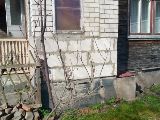 Продаж пів будинку