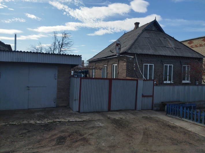 Продается уютный и ухоженный дом в пос. Ивановка (Марьевка) - фото 1
