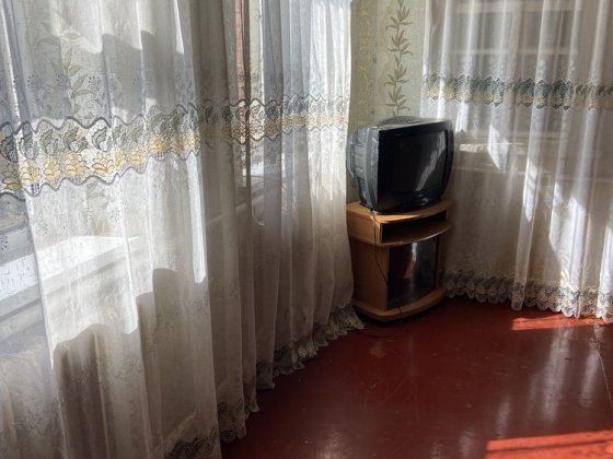 Продам дом в Берестине с землей, без комисии Берестин