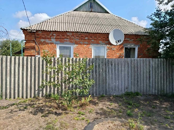 Продажа будинку в с.Дальнє Харківська обл.Берестинського р-н. - фото 1