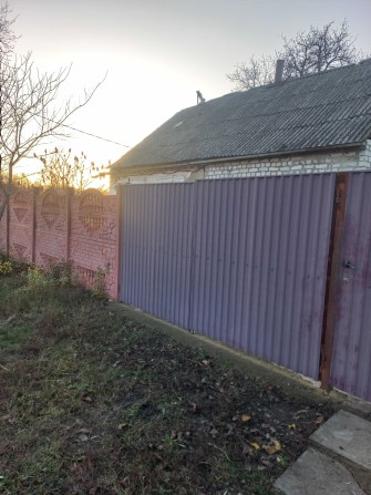 Терміново продам будинок в центрі м. Лозова - фото 1